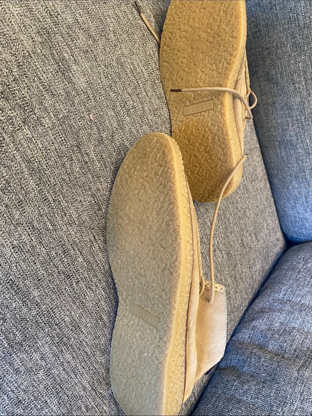 Tommy Hilfiger Men's Light Tan Suede Chukka Boots